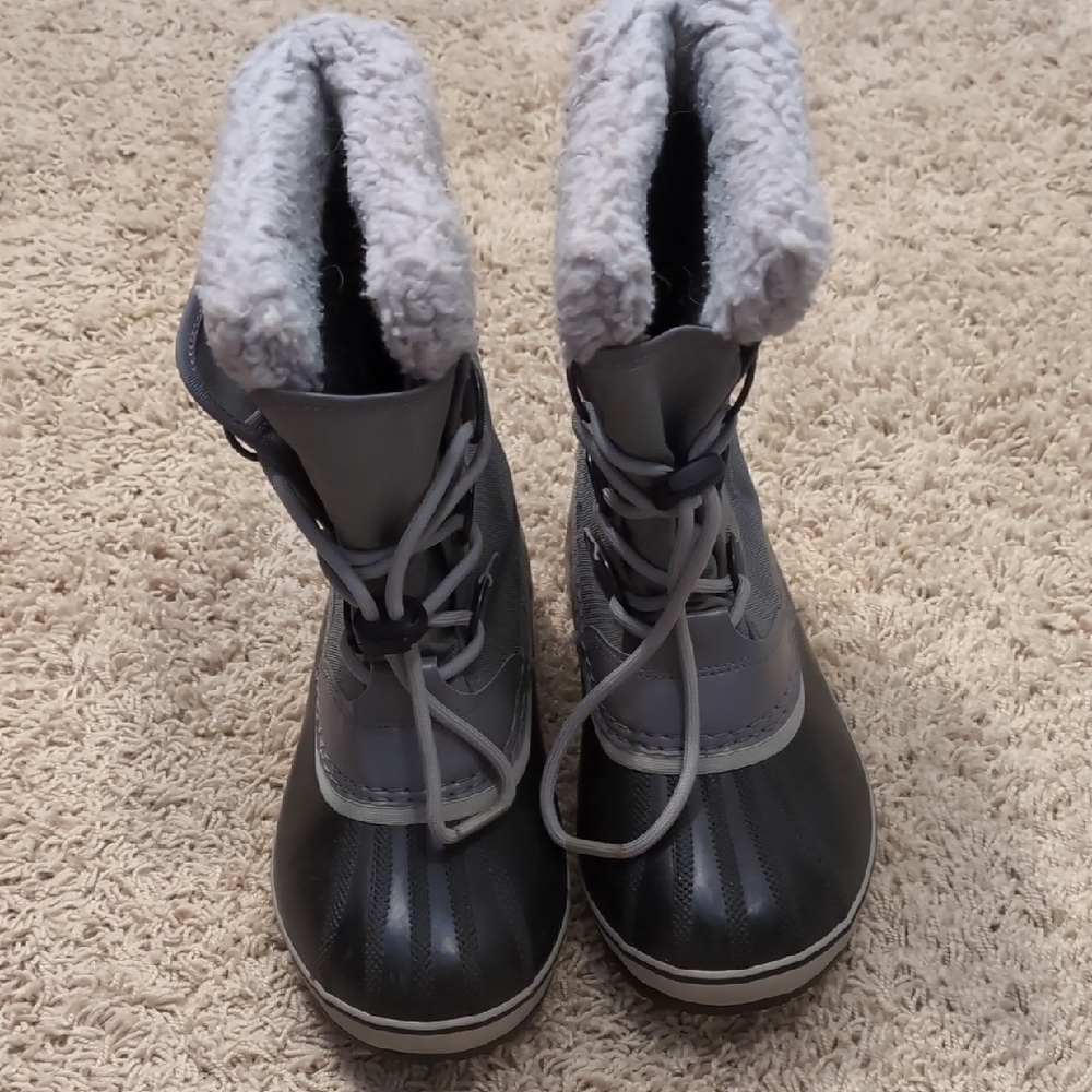 Sorel Kid's Gray and Black Winter Boots